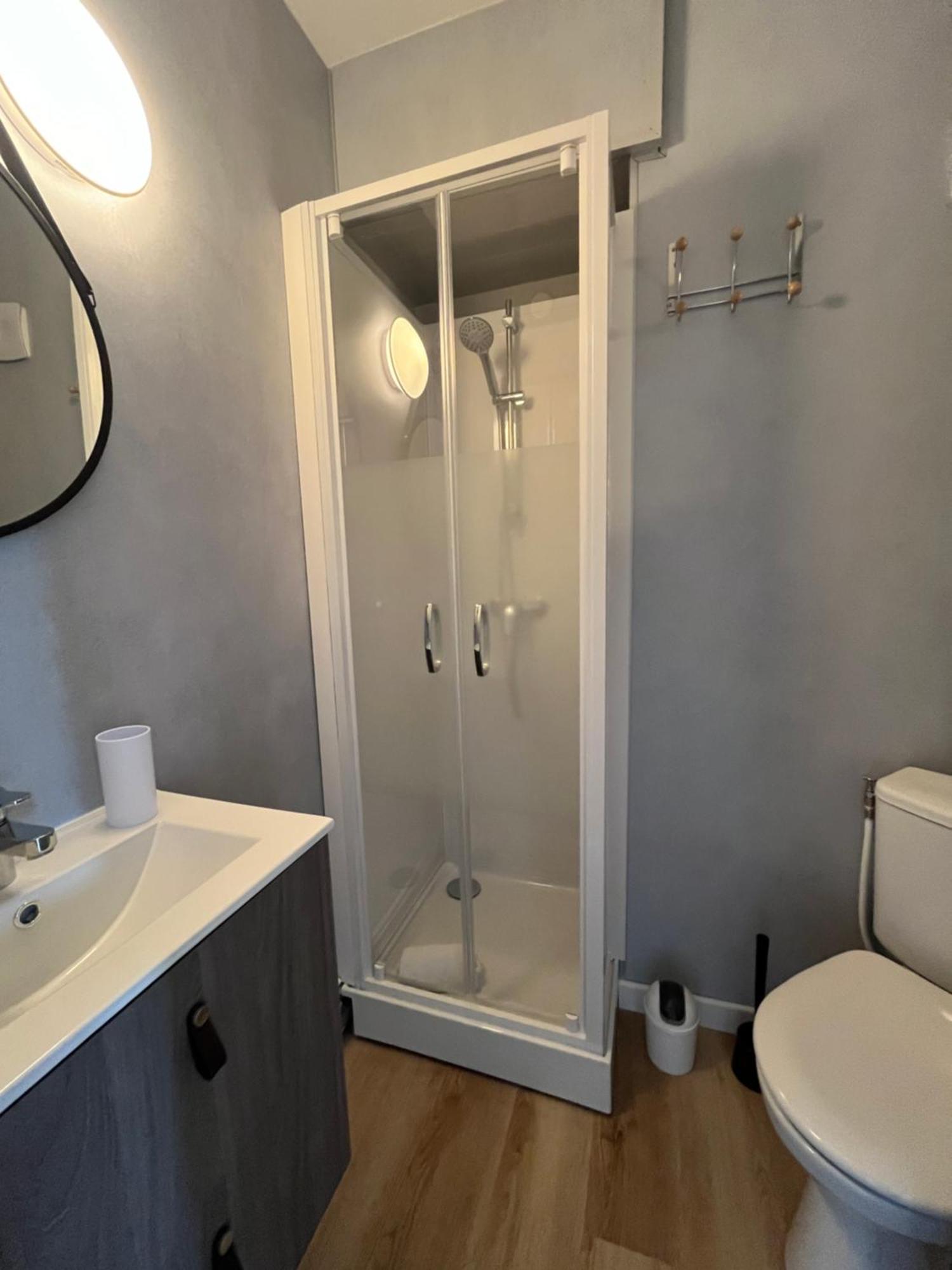 Allium, Appt Entierement Renove Avec Parking Courseulles-sur-Mer Esterno foto